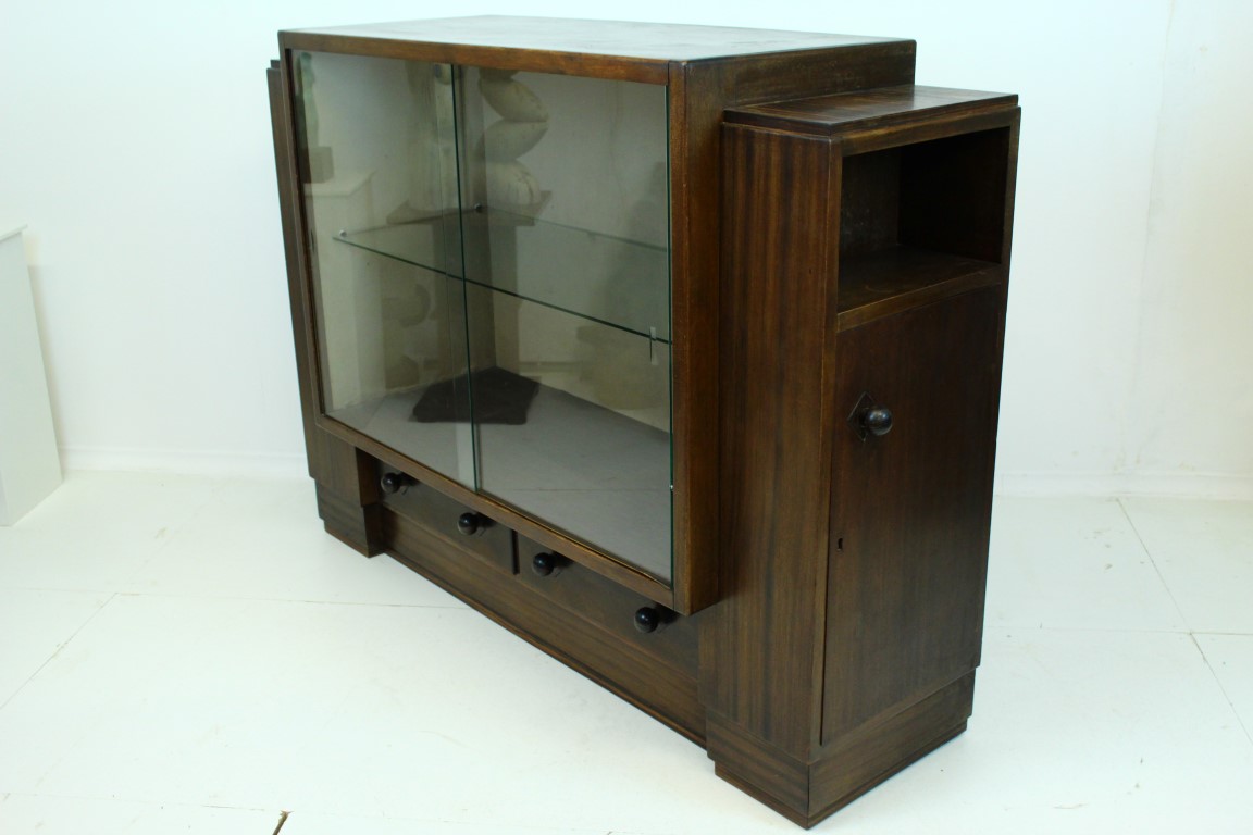 Haagse School Dressoir “Anton Lucas”