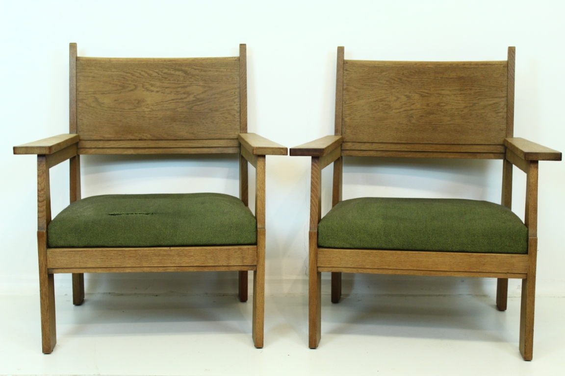 Twee fauteuils Haagse School J. Brunott