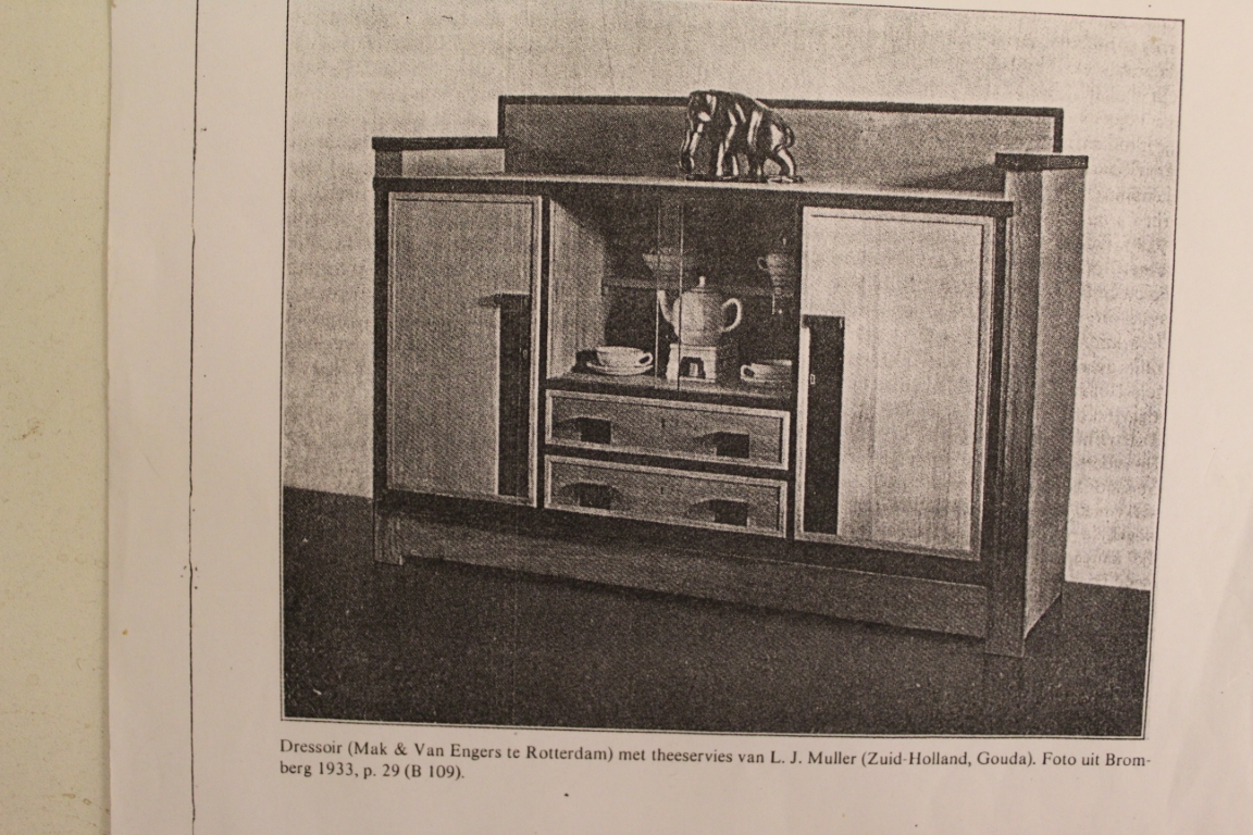 Haagse School dressoir