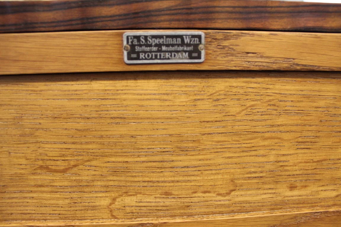 Theemeubel Amsterdamse School S. Speelman Rotterdam