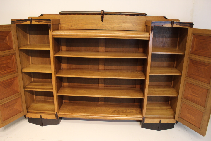 Amsterdamse School boekenkast DAS Overveen