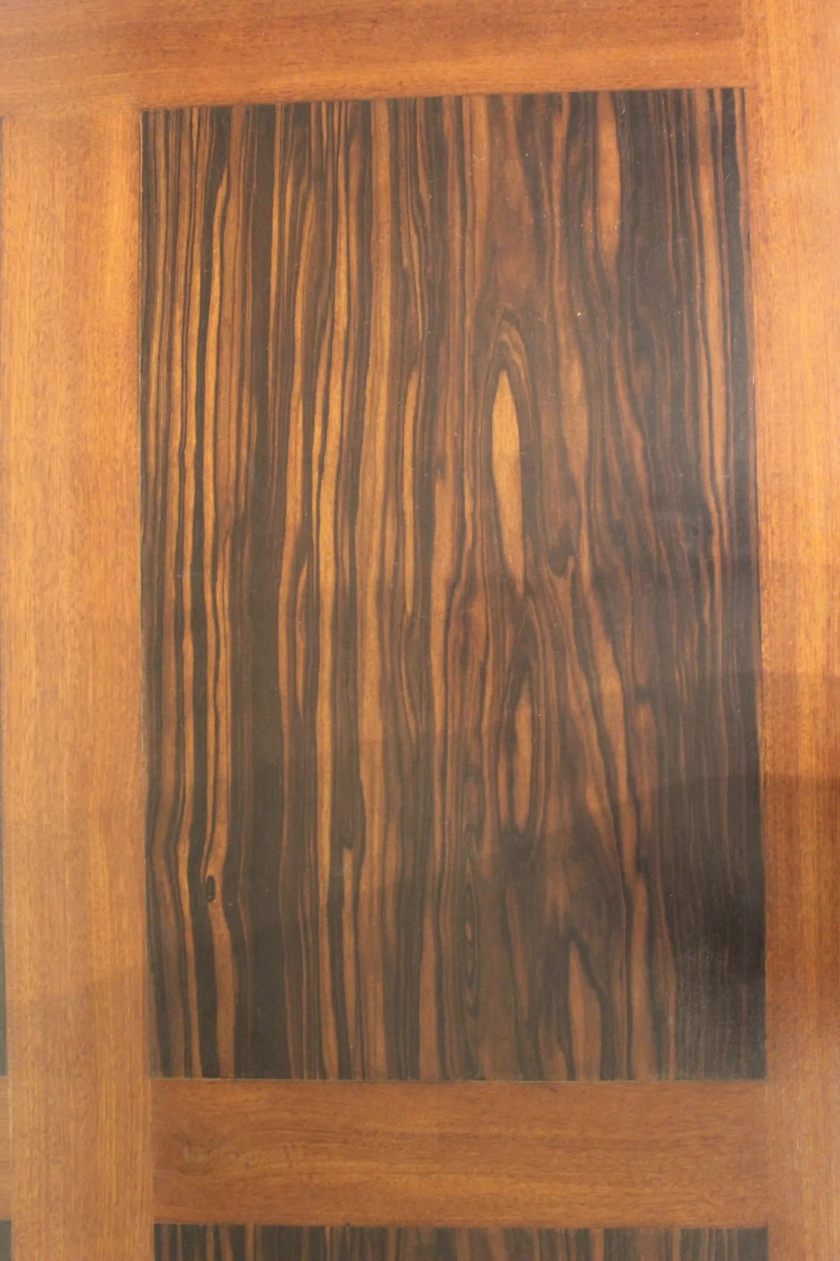 Uitschuiftafel Nieuwe kunst