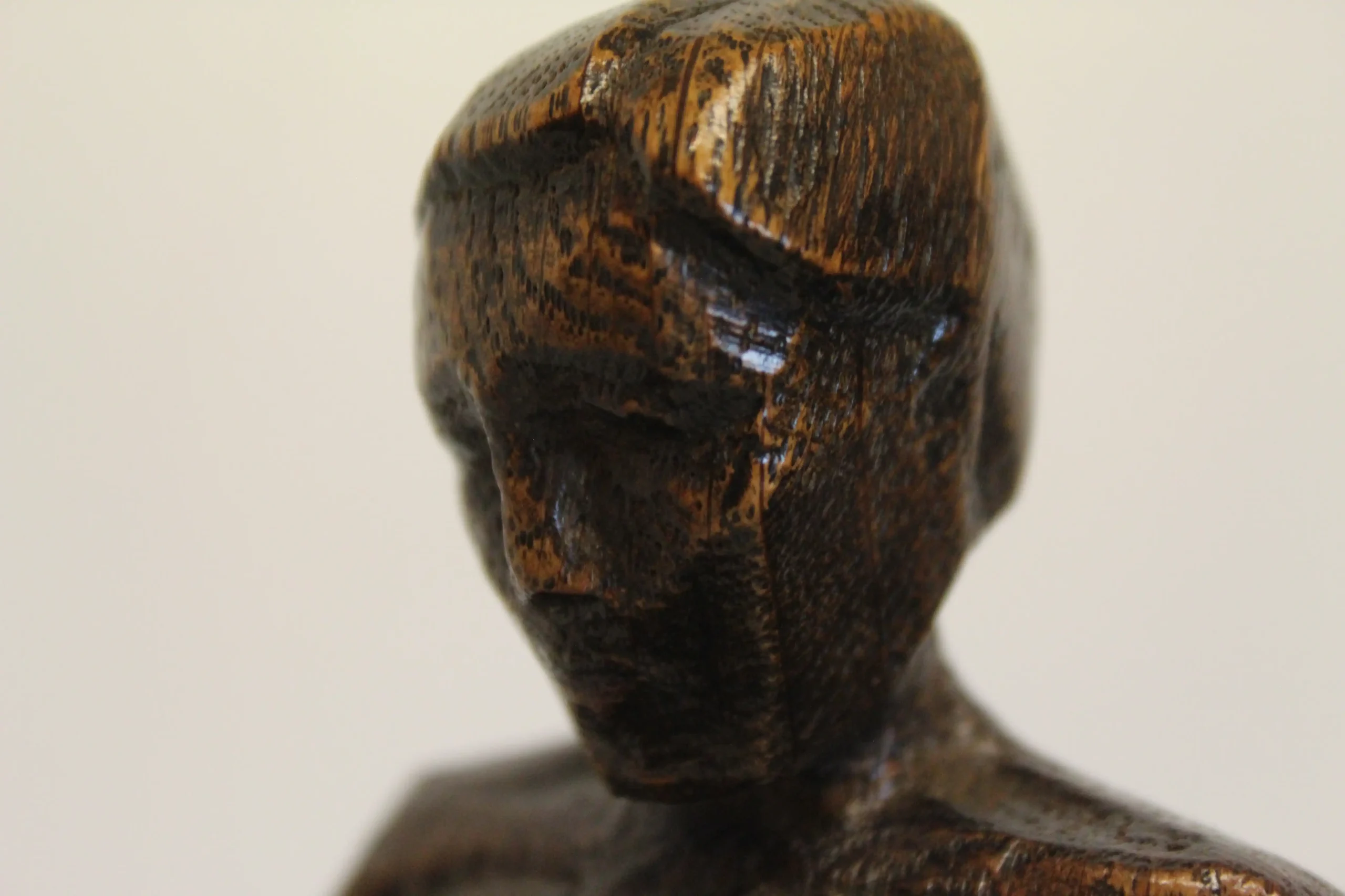 Cris Agterberg houten beeld