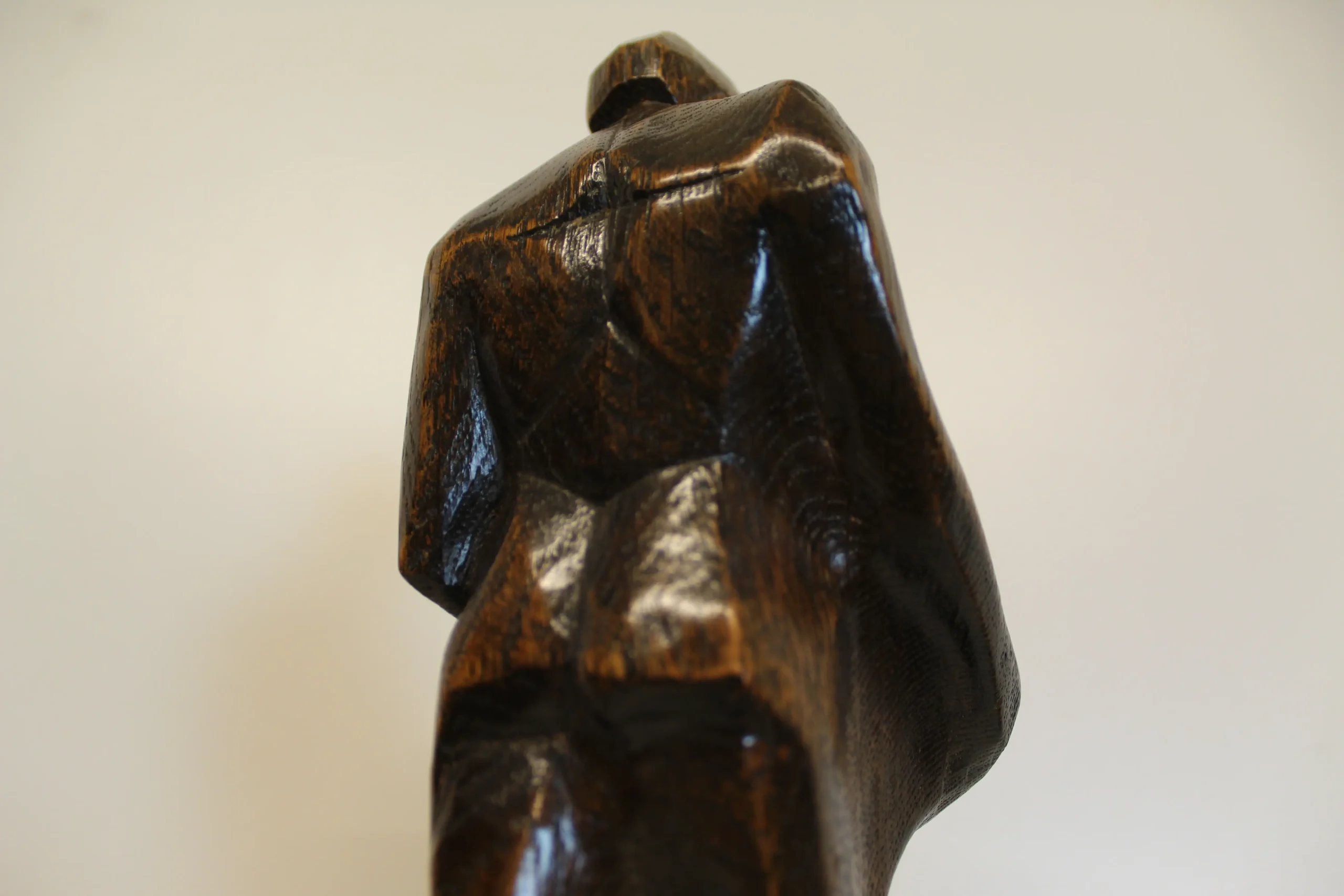 Cris Agterberg houten beeld