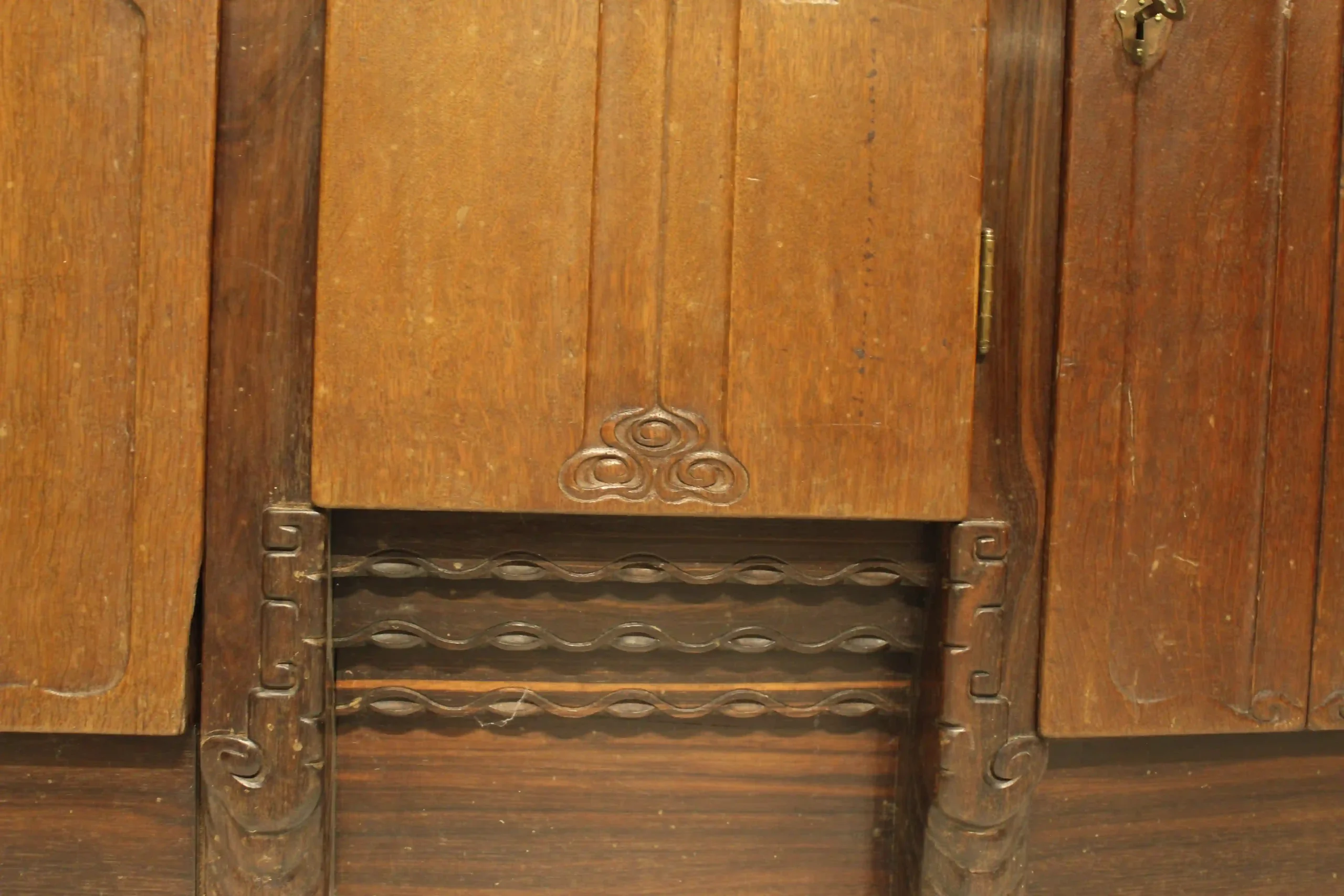 Lion Cachet buffet Nieuwe kunst