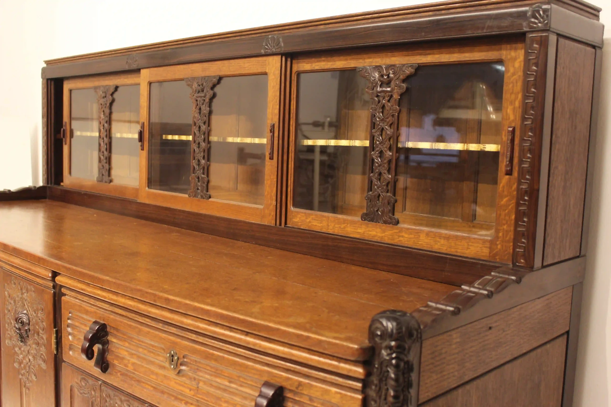 Lion Cachet buffet Nieuwe kunst