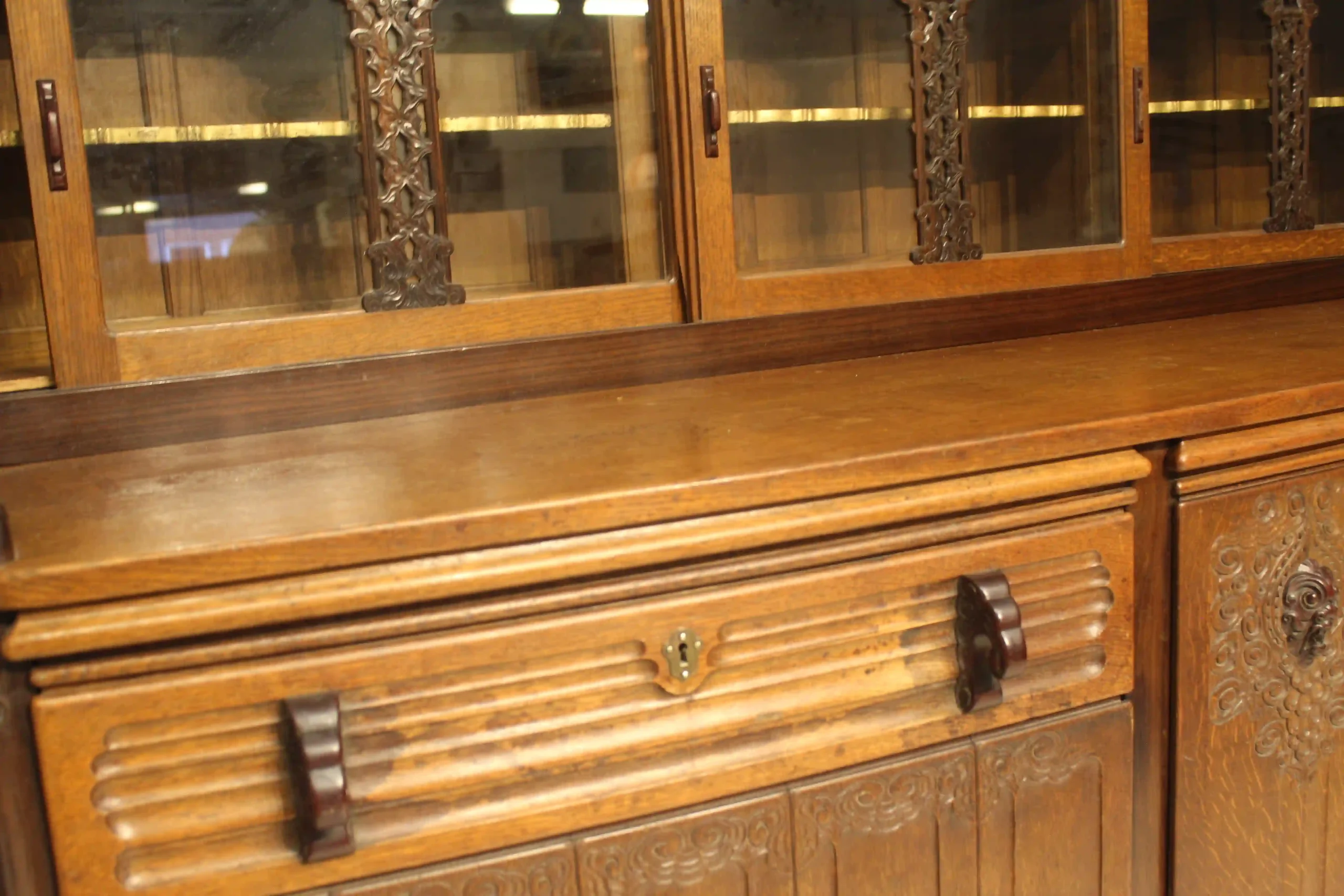 Lion Cachet buffet Nieuwe kunst