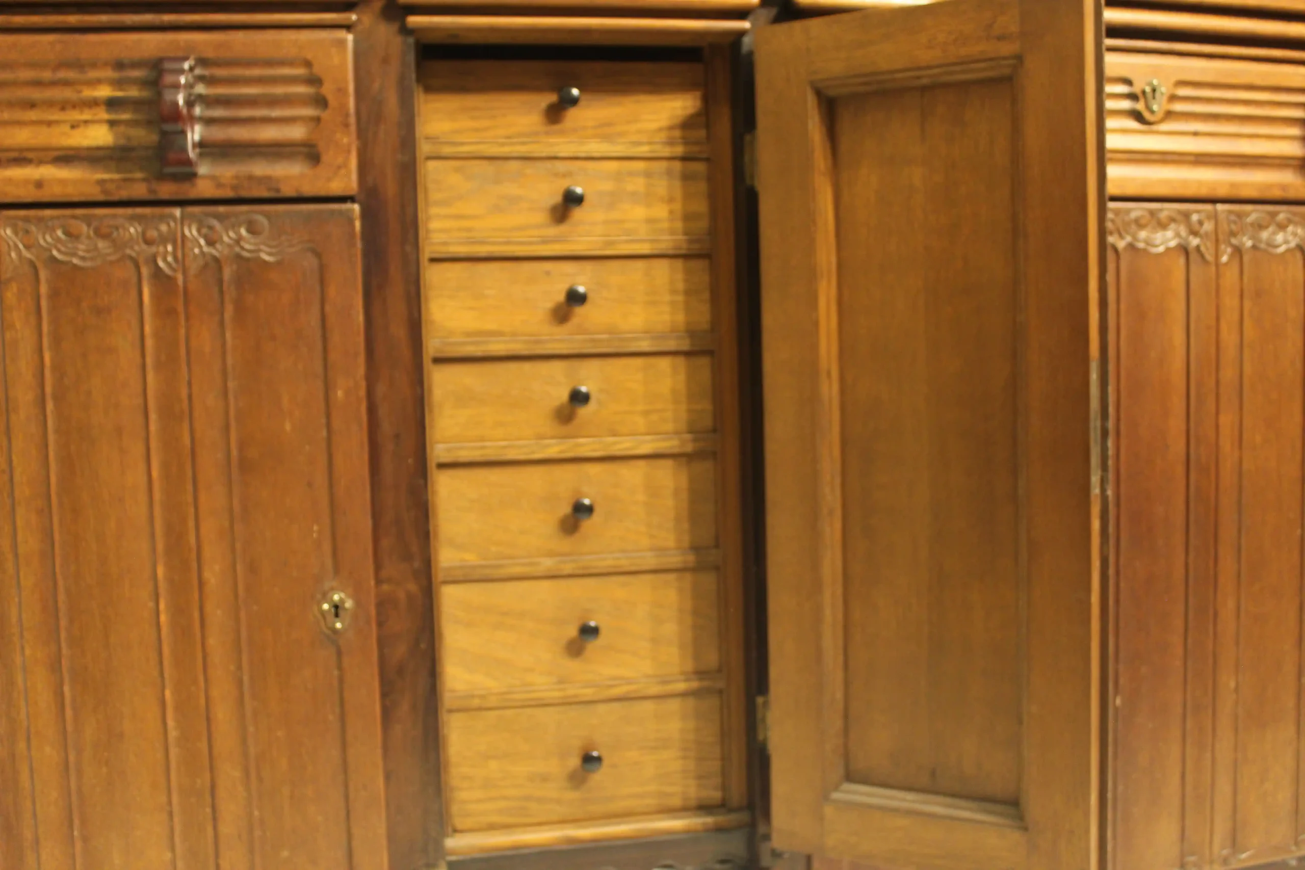 Lion Cachet buffet Nieuwe kunst