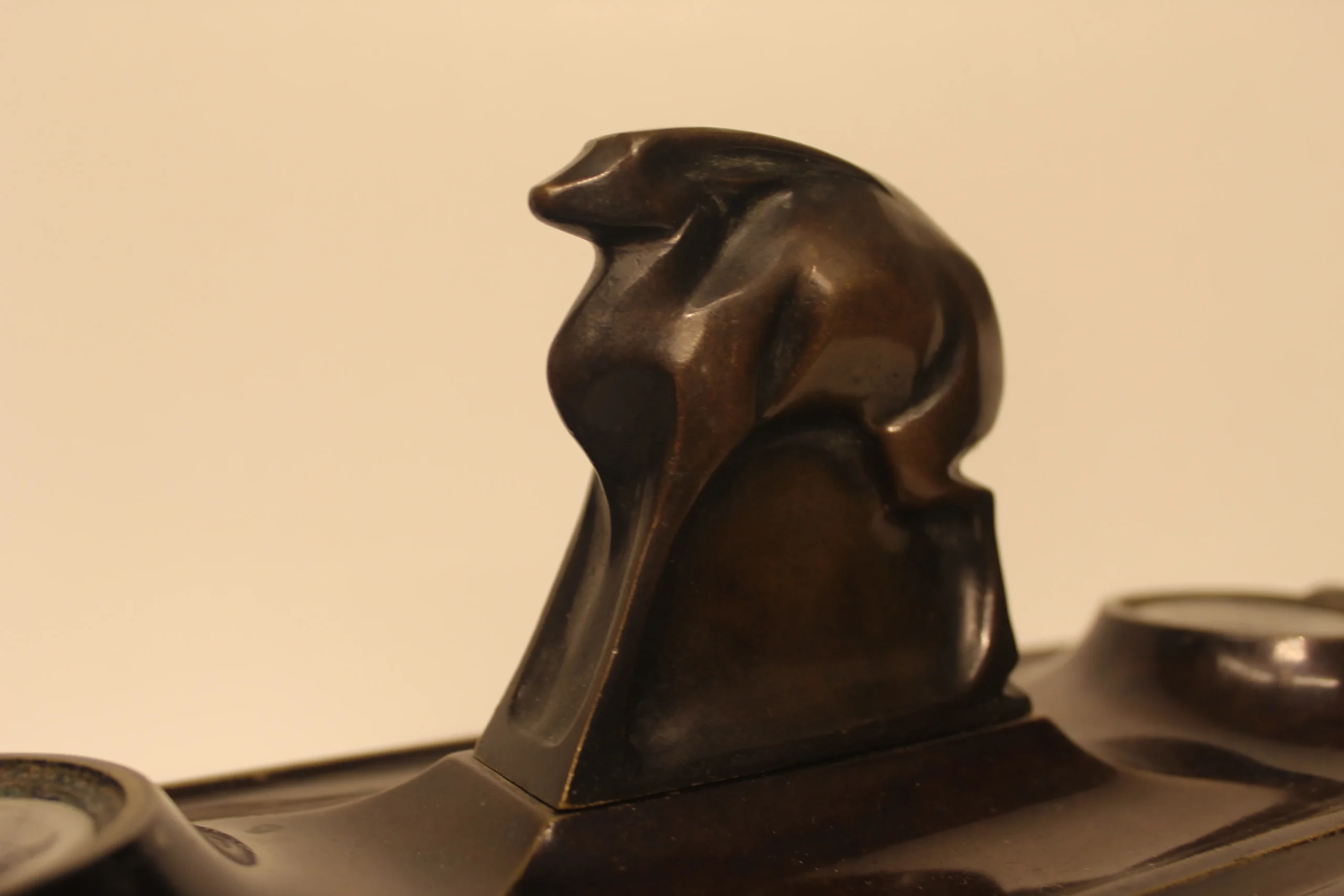 Bronzen inktstel A. Remiens Amsterdamse school