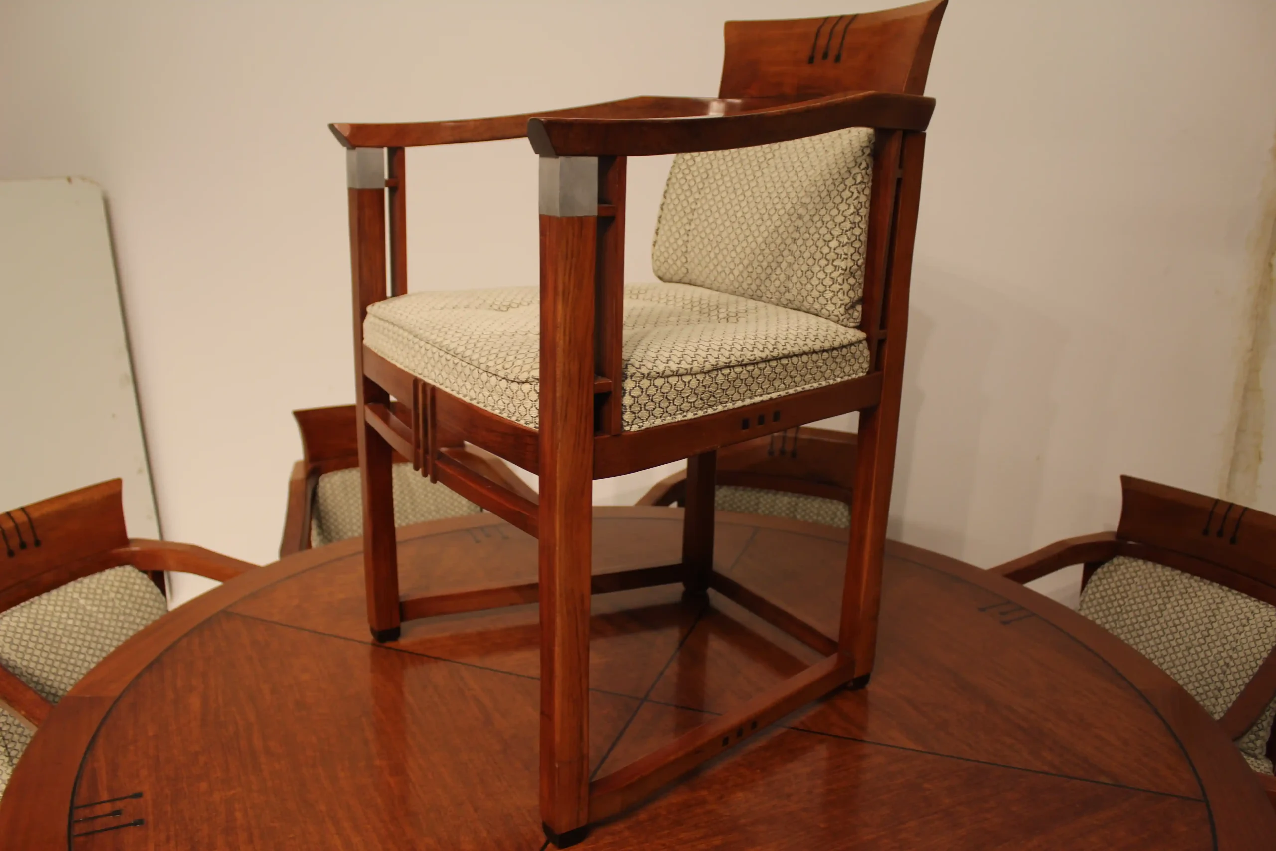 Schuitema eethoek tafel met 6 stoelen