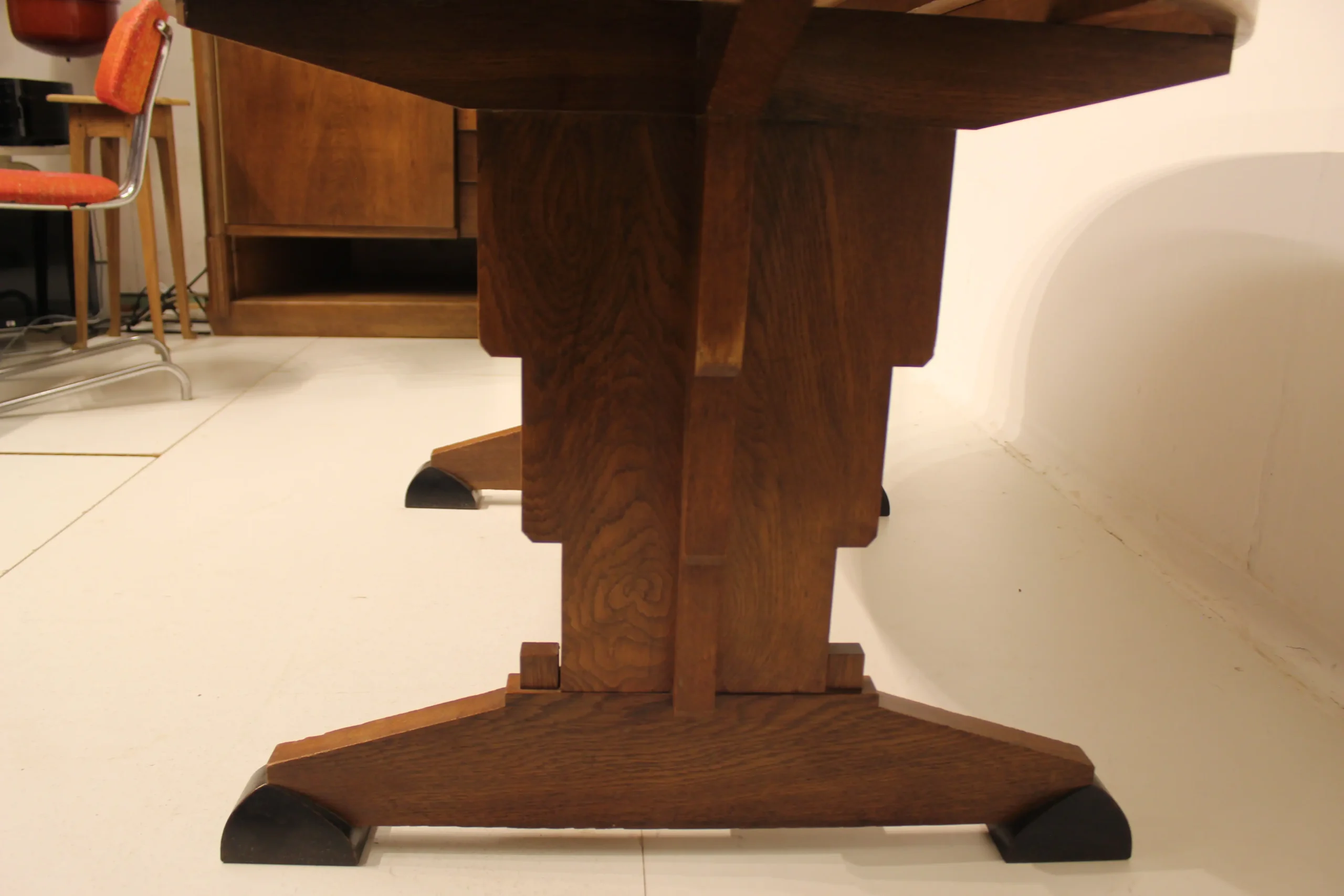 Amsterdamse school uitschuiftafel