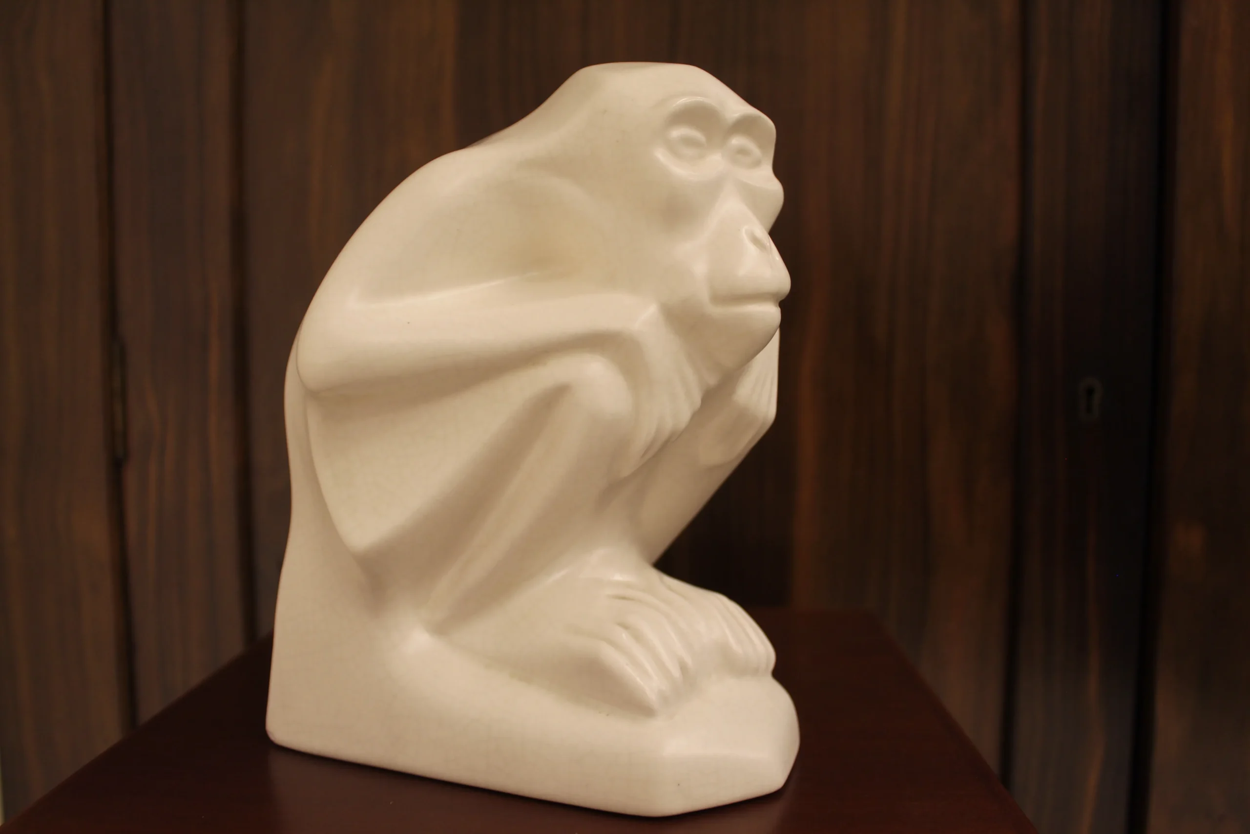 Zuid-Holland plateel beeld van aap