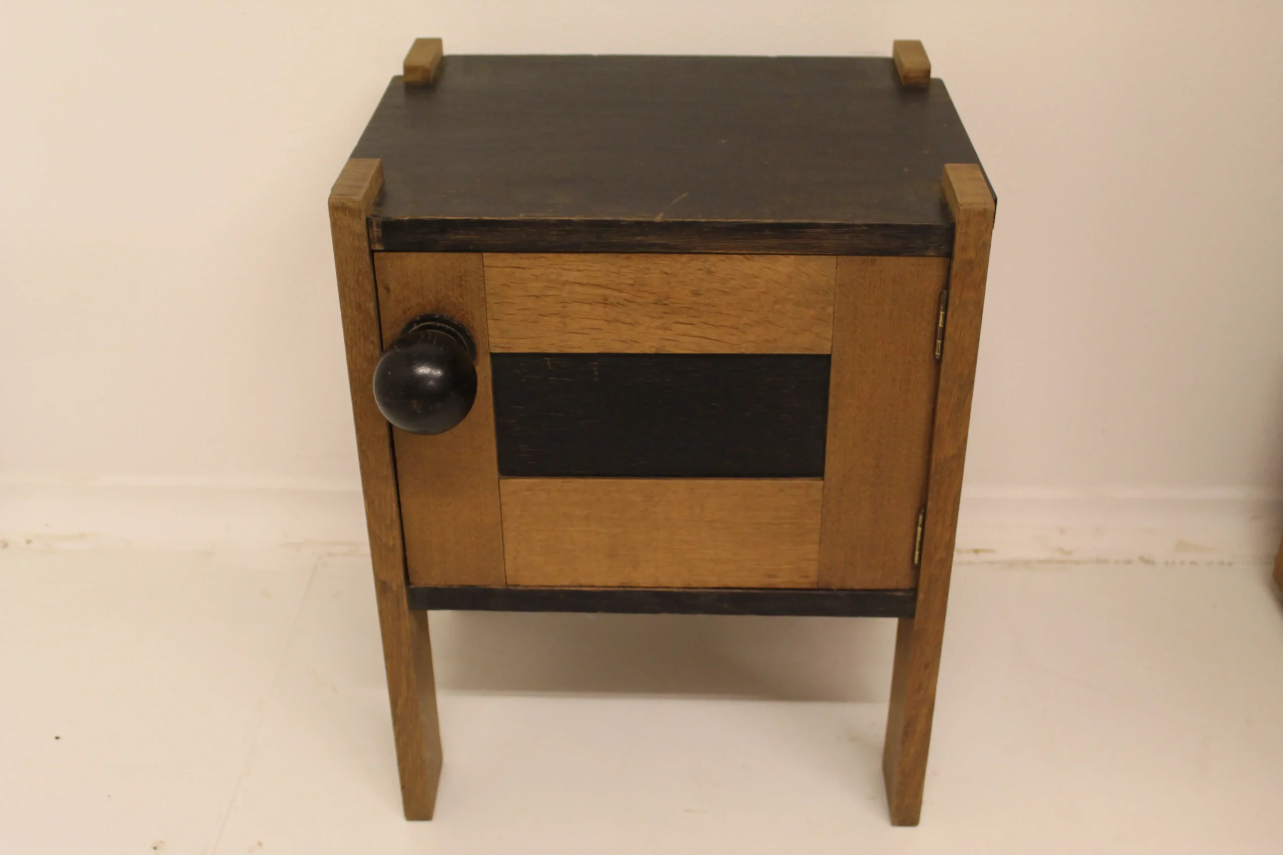 Nachtkastje Cor Alons Haagse school