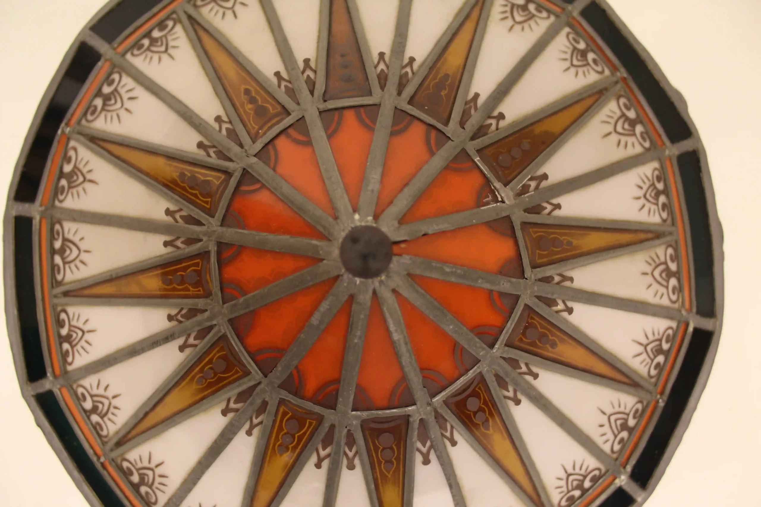 Amsterdamse school gebrandschilderde plafond lamp