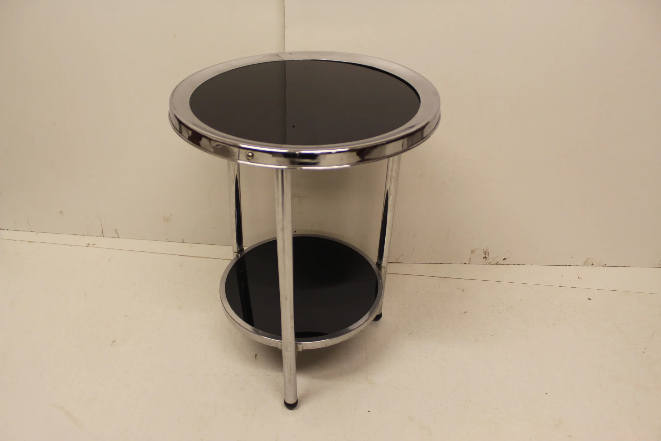 design bijzettafeltje Chrome