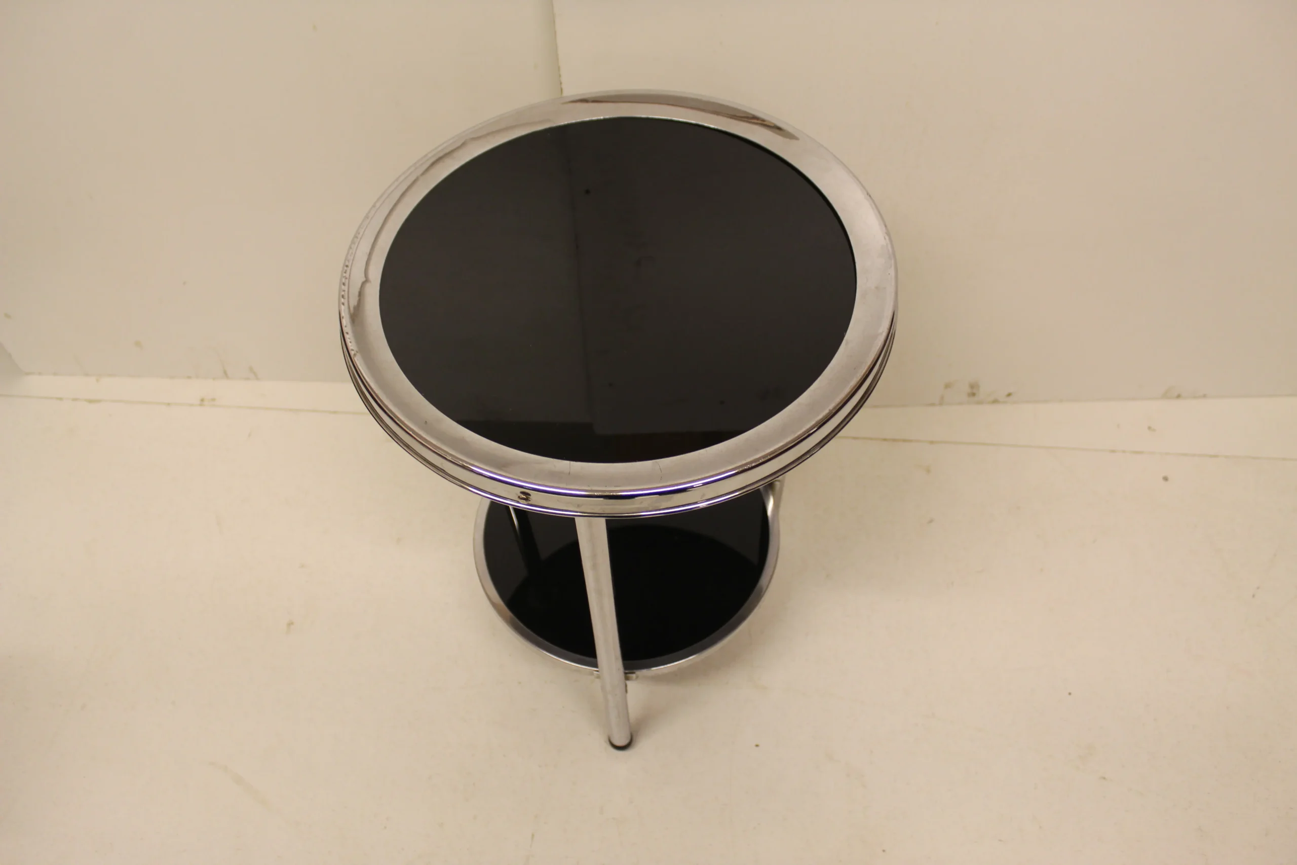 design bijzettafeltje Chrome