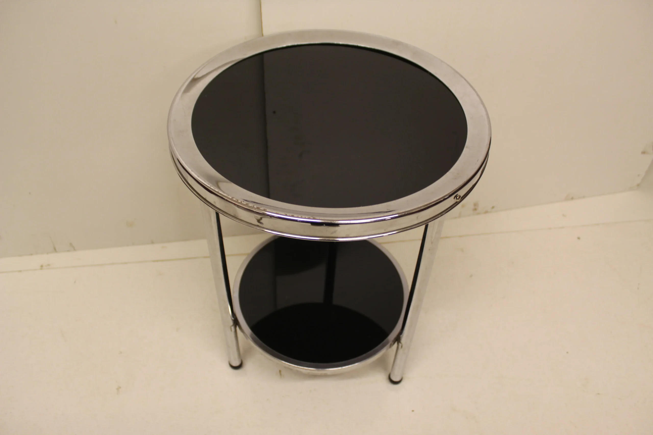 design bijzettafeltje Chrome