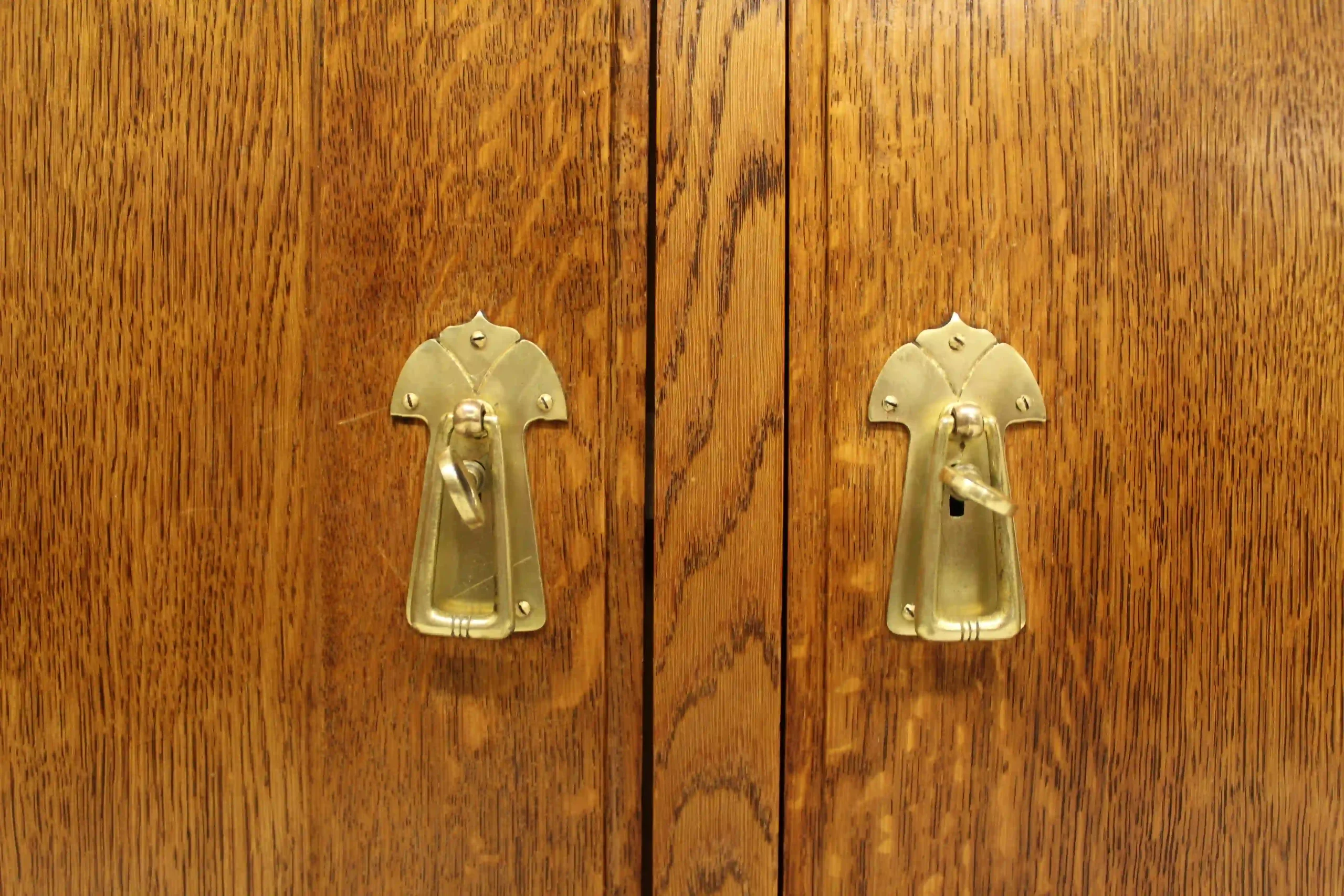 Nieuwe kunst boekenkast Onder Den Sint Maarten