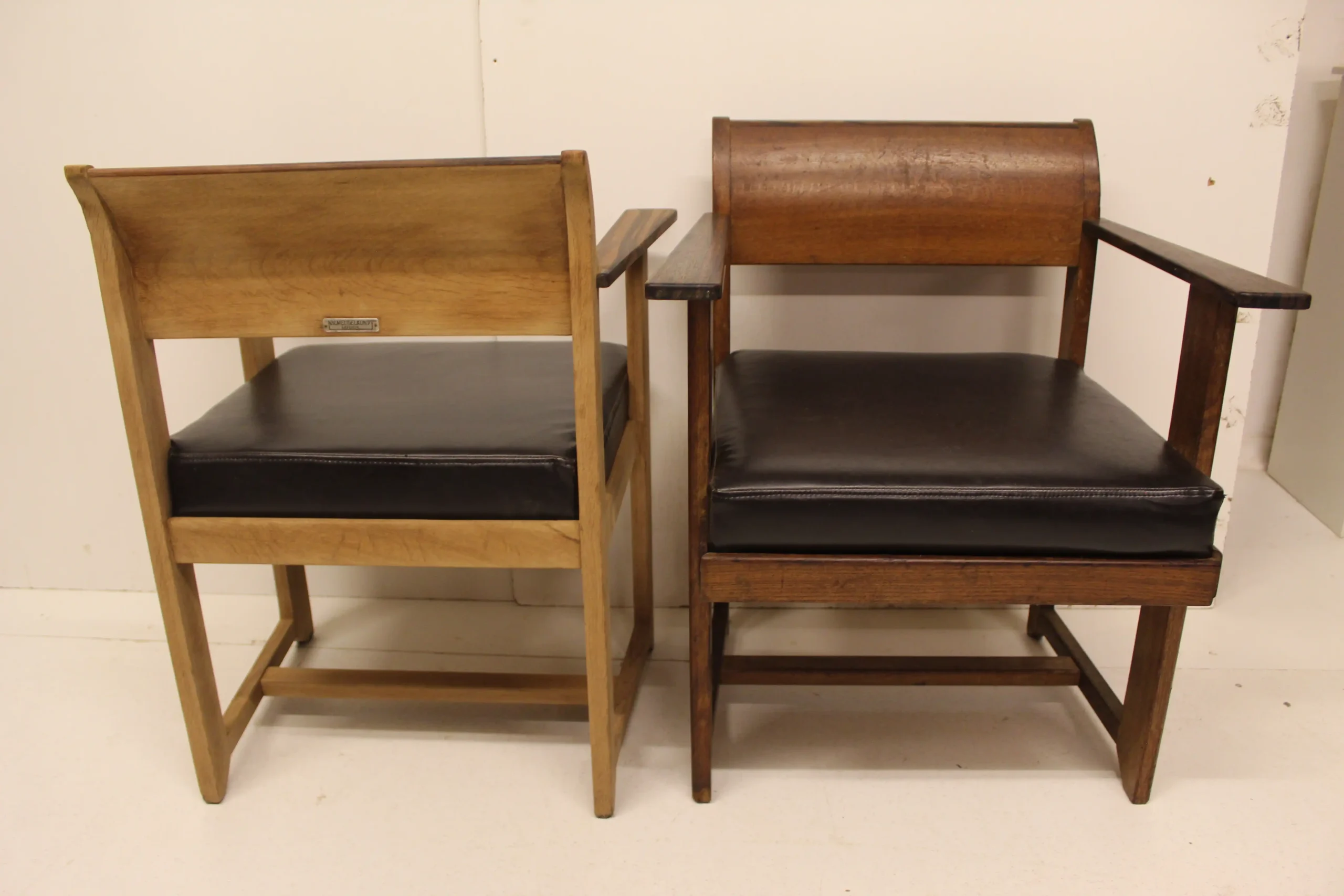 Set van Haagse school fauteuiltjes ontwerp Anton Lucas