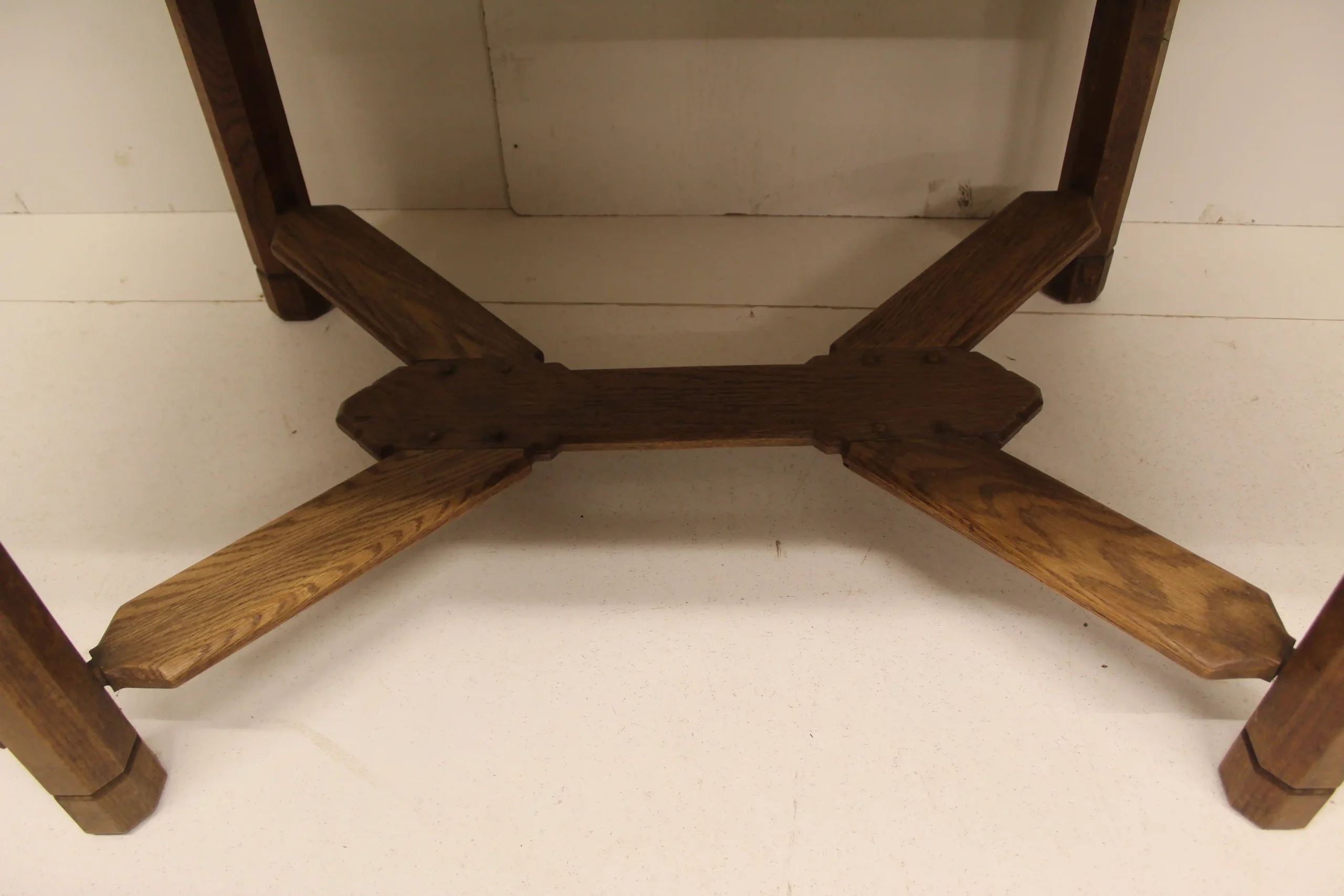 Nieuwe kunst eiken tafel A.J Kropholler