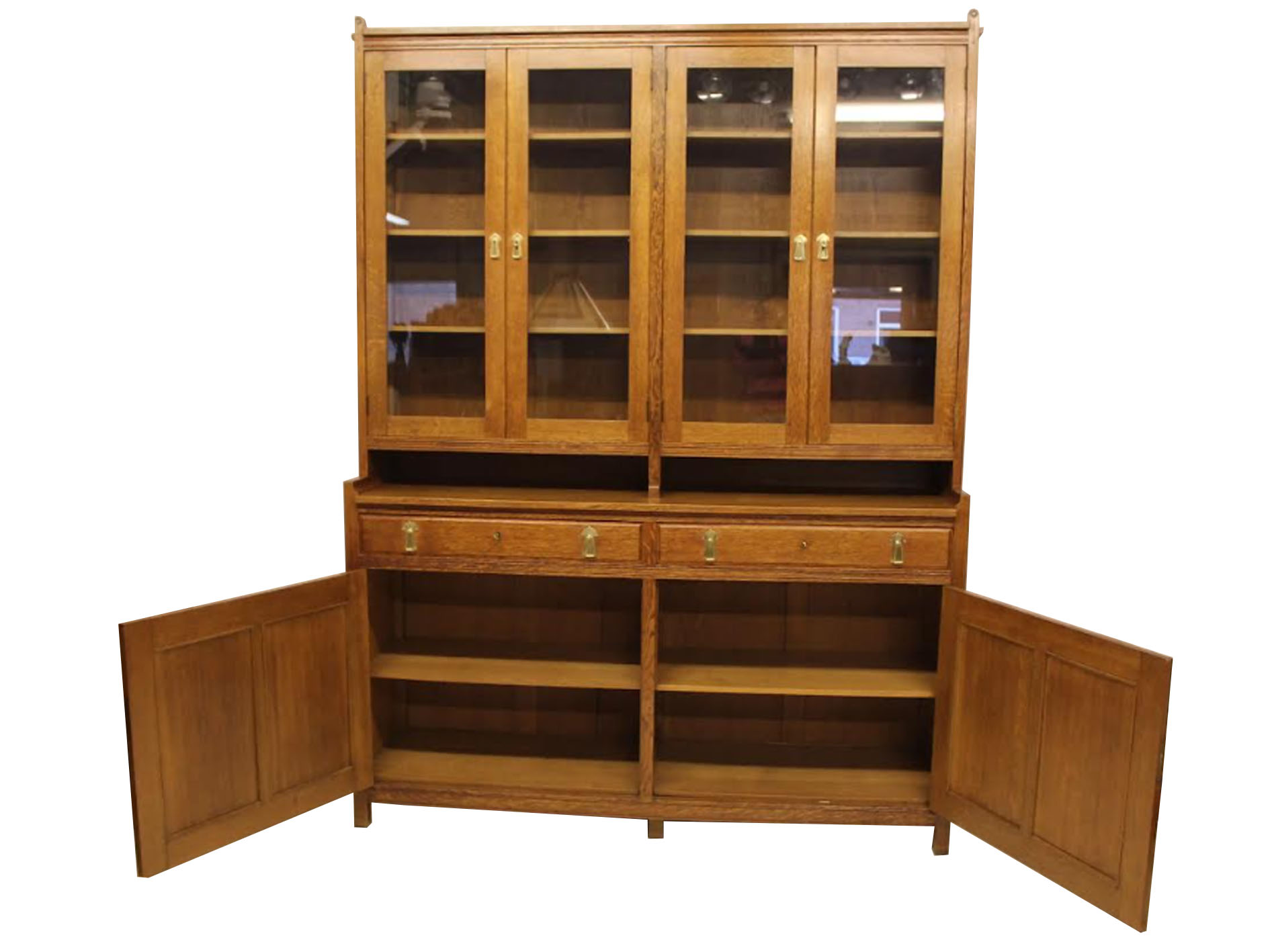 Nieuwe kunst boekenkast Onder Den Sint Maarten