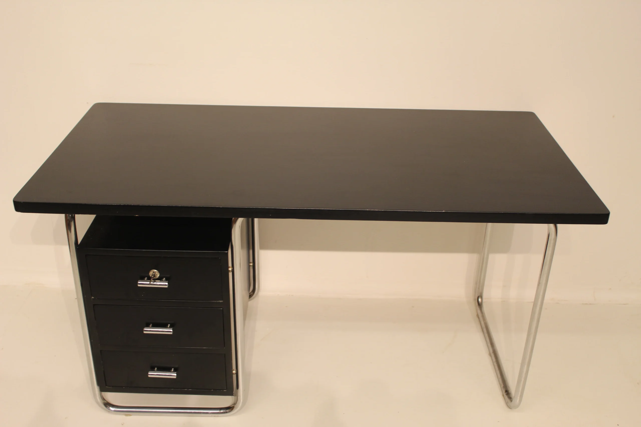 Marcel Breuer Bauhaus stijl bureau