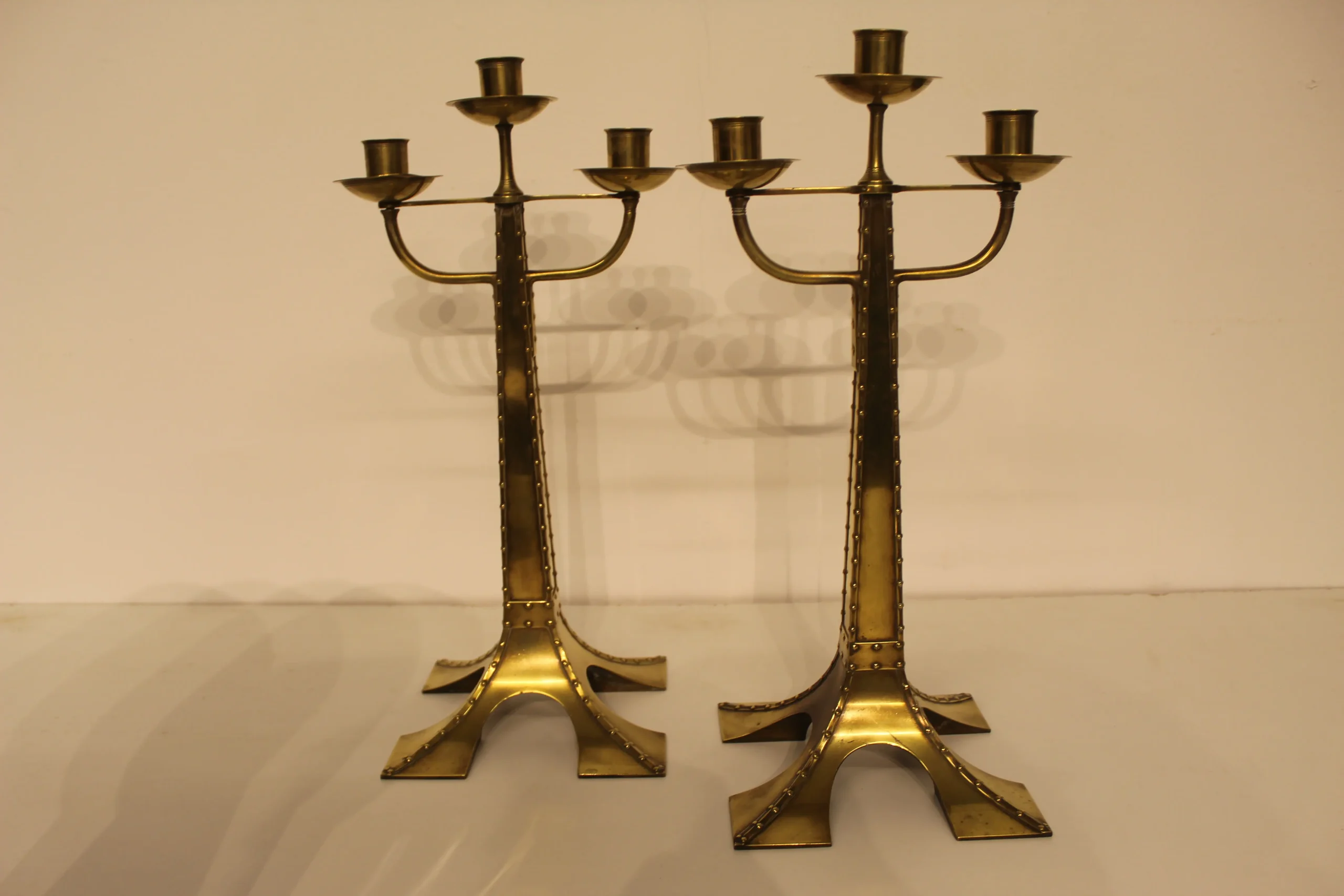 Amstelhoek klok met kandelaren H.P. Berlage