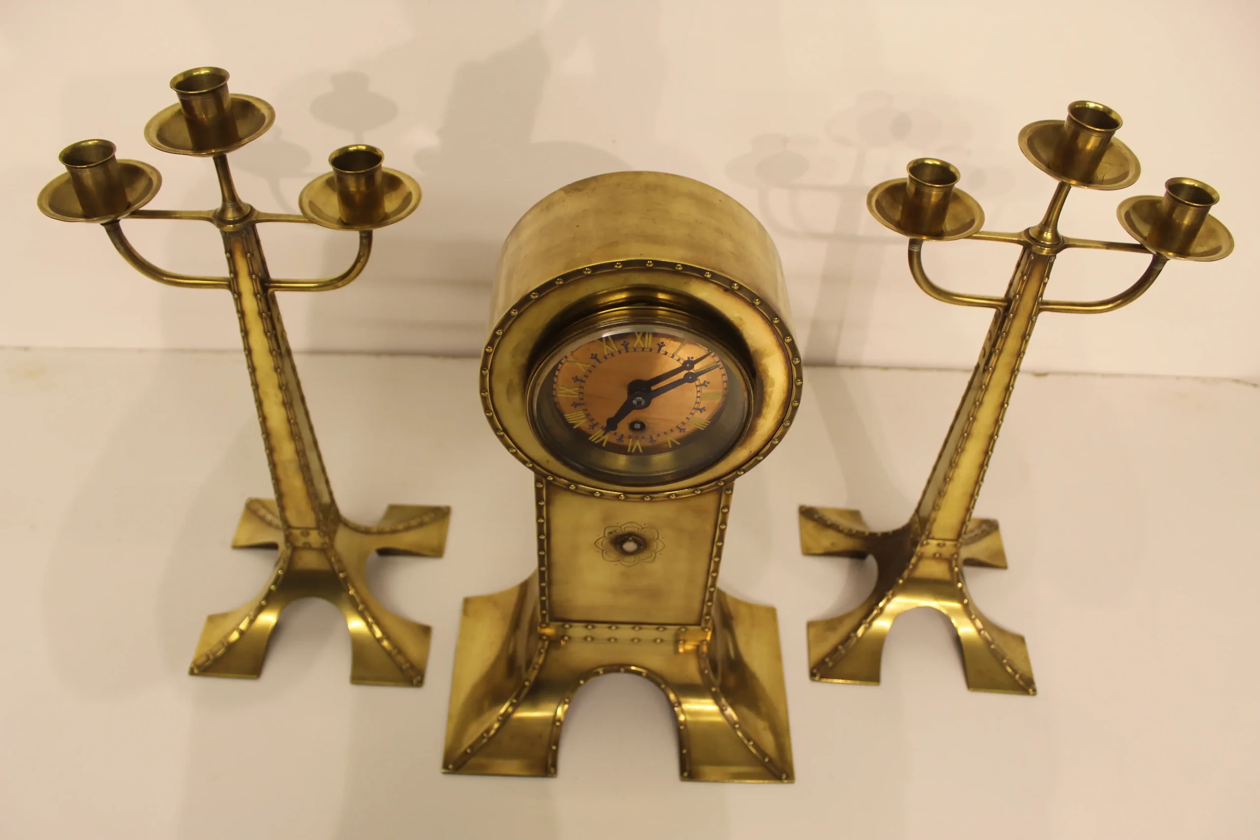 Amstelhoek klok met kandelaren H.P. Berlage