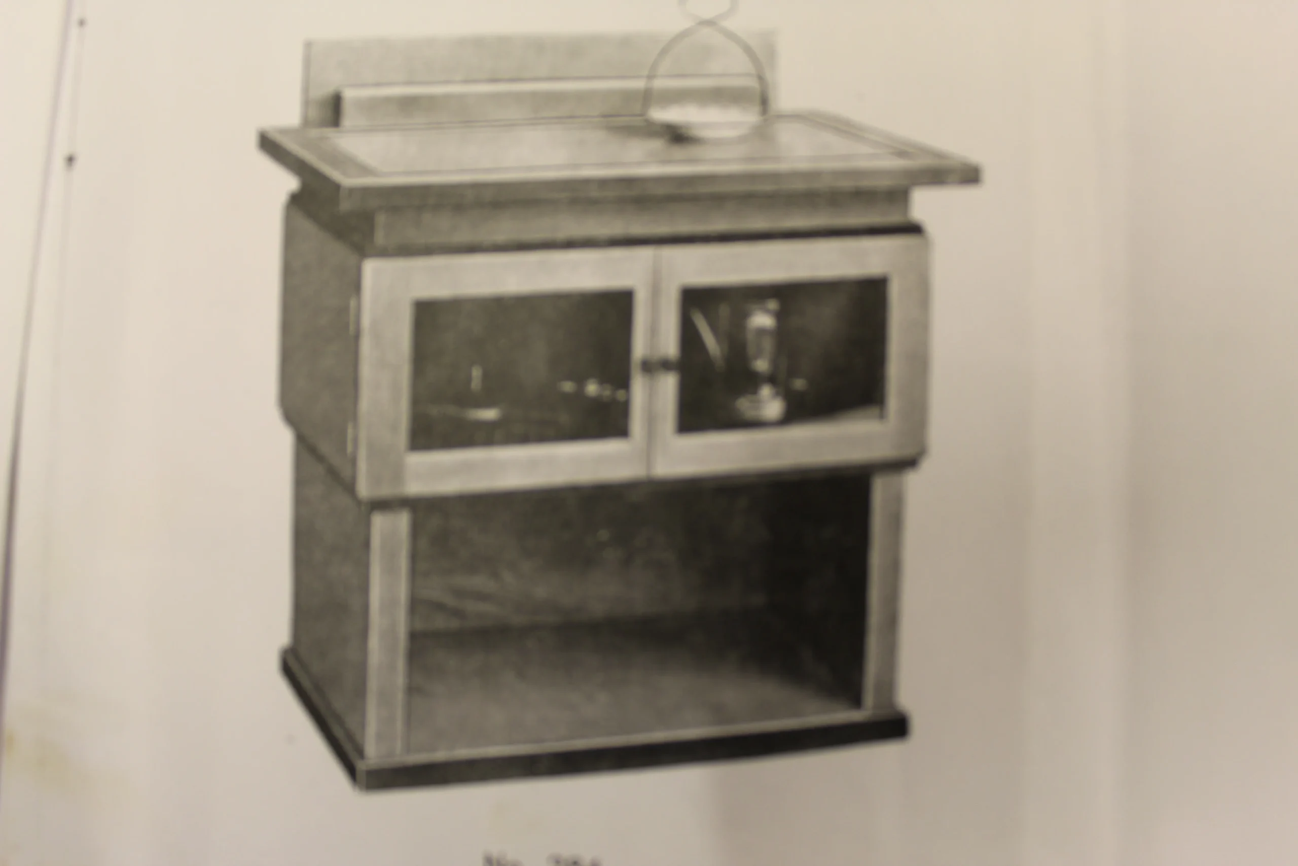 Haagse School theemeubel P.E.L. Izeren