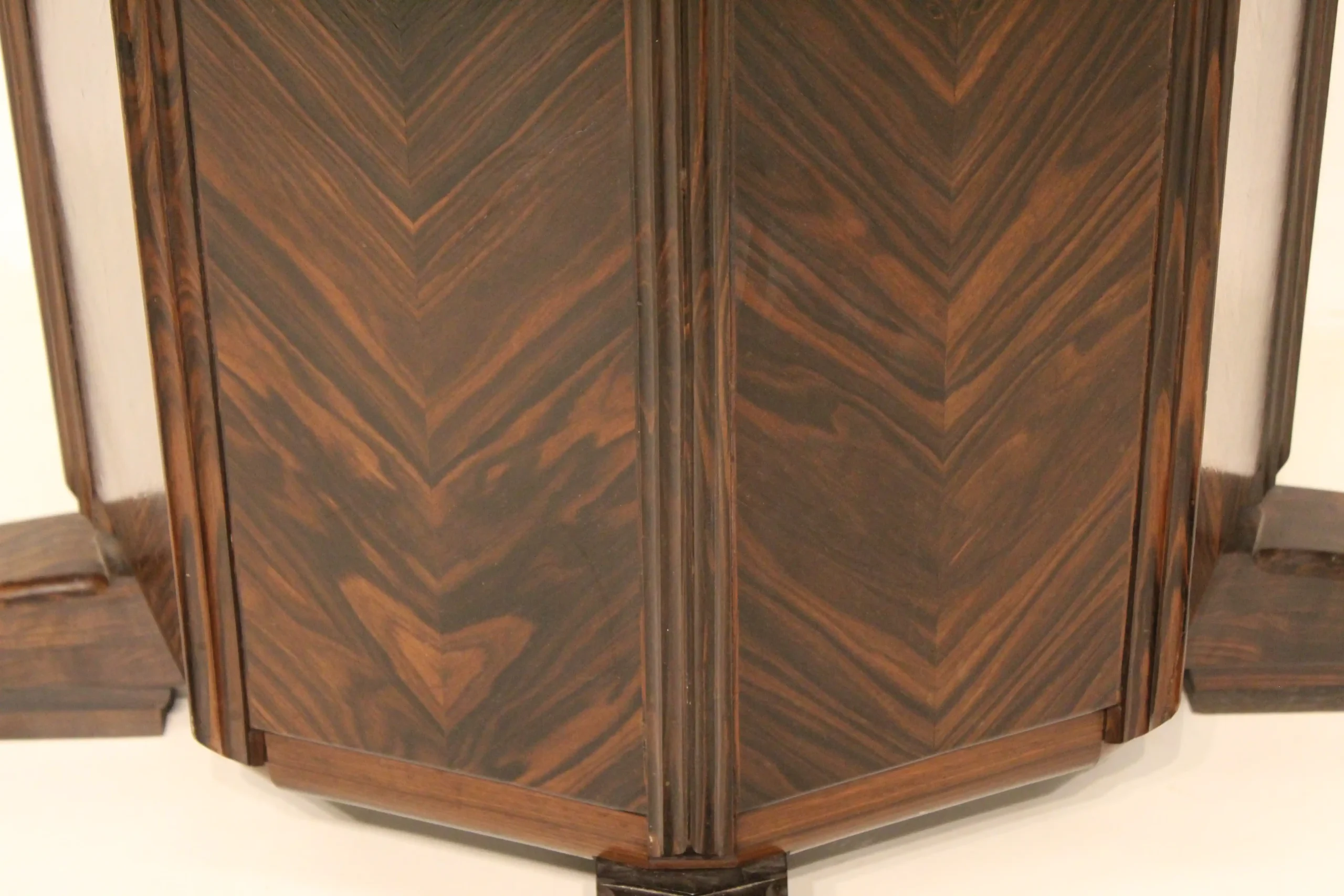 Amsterdamse School eethoek