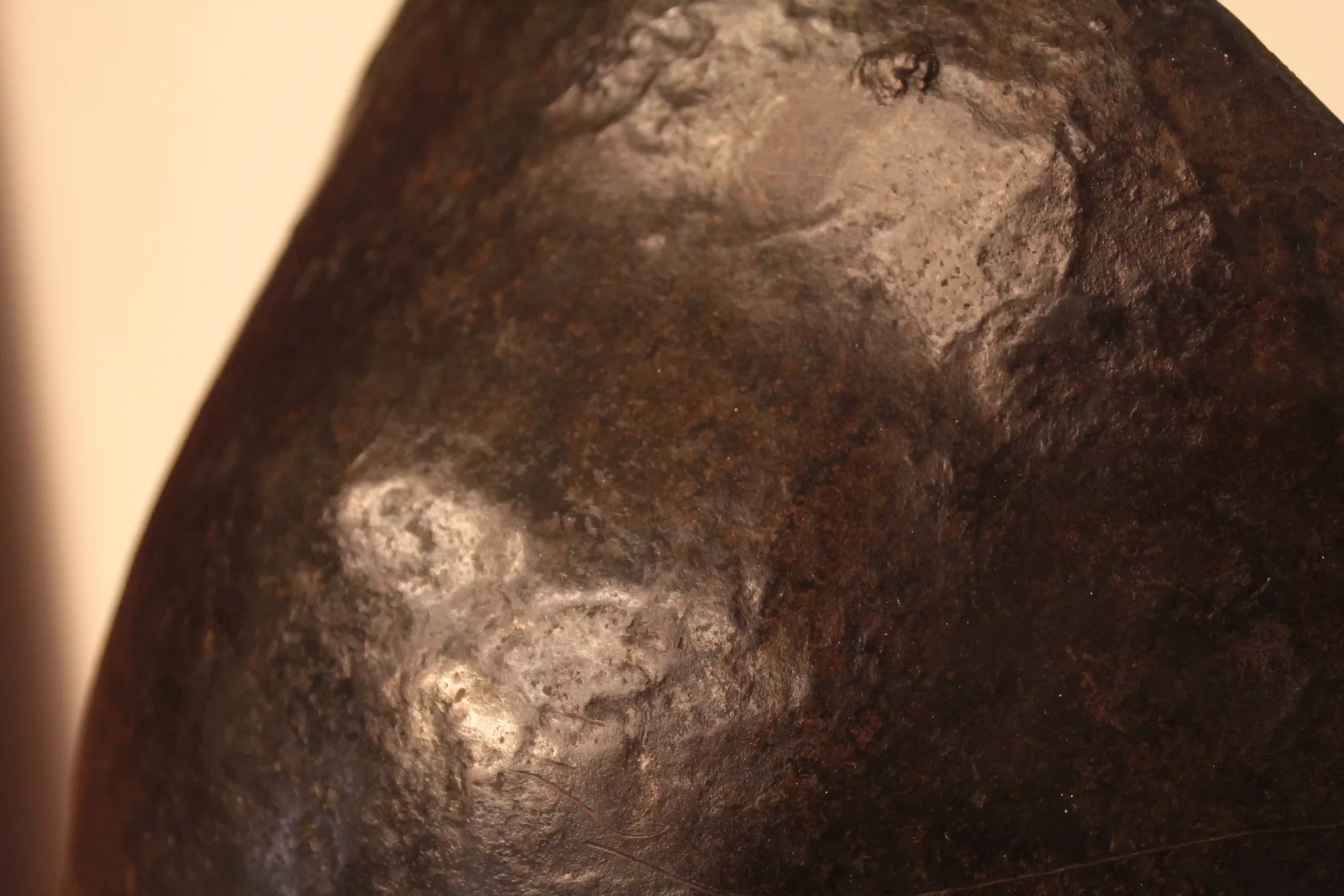 Bronzen masker John Raedecker Amsterdamse School