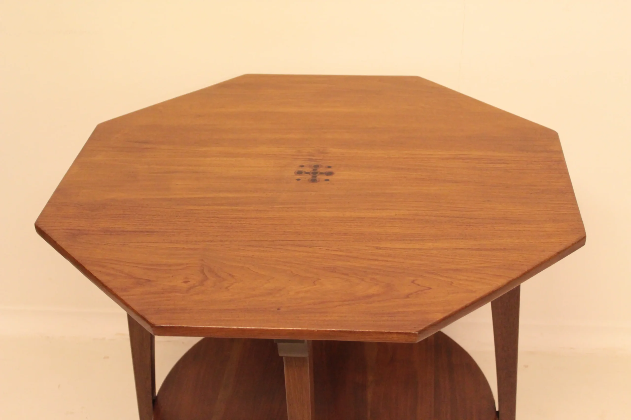 Salontafel Jac. van den Bosch ’t Binnenhuis Nieuwe Kunst