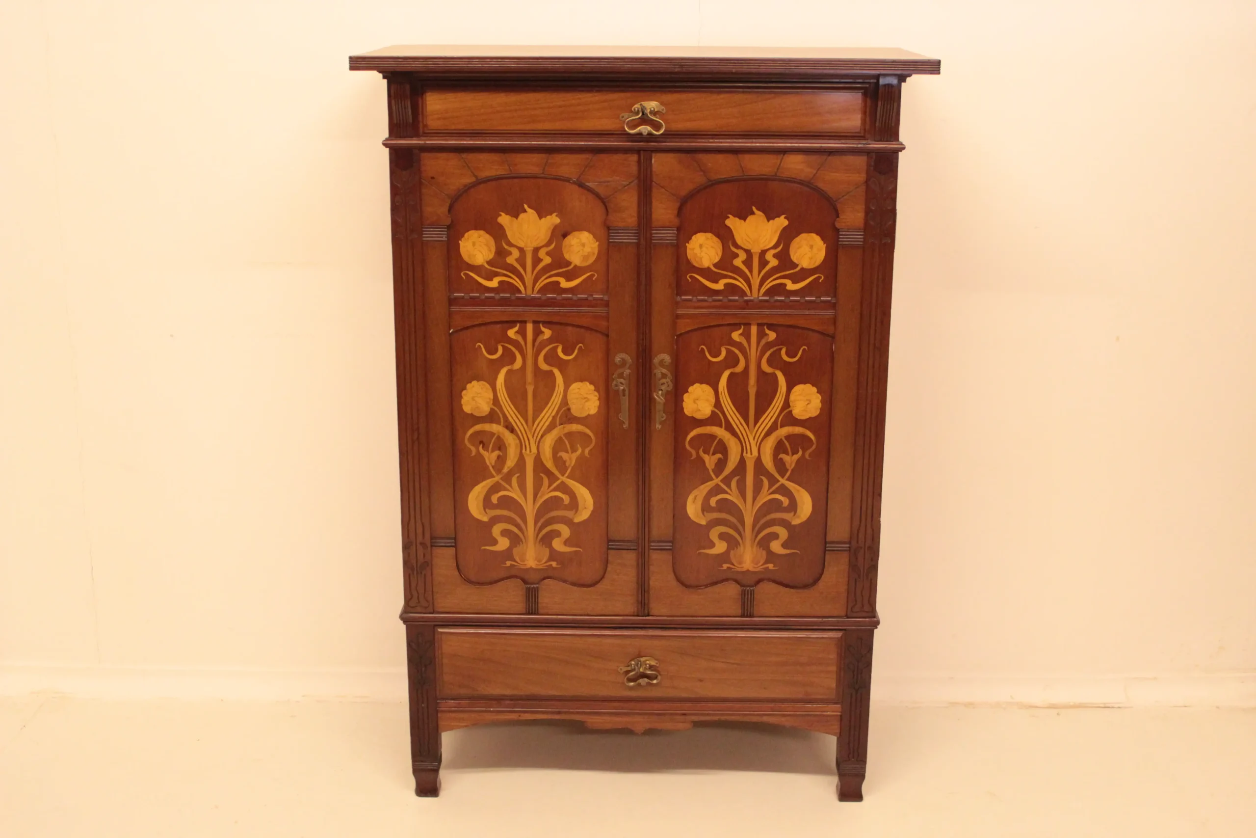 Jugendstil Kast J.B. Hillen
