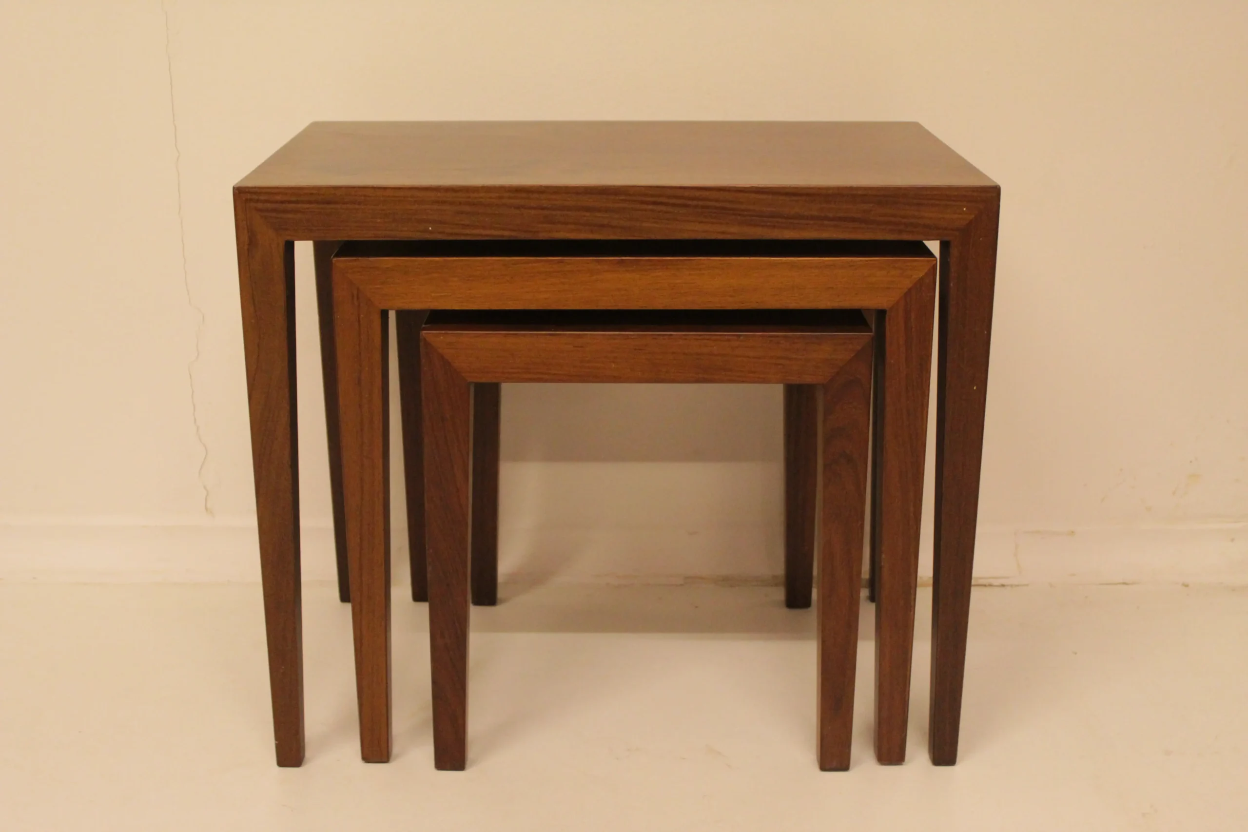 Danish Design Bijzettafeltjes