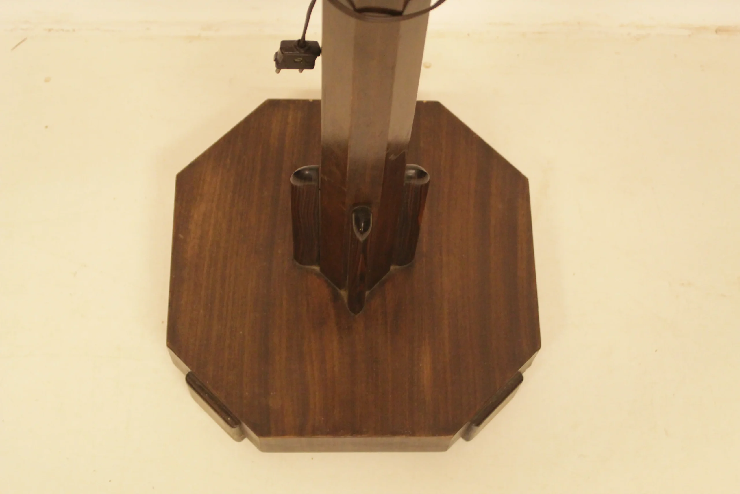 Lampenvoet Amsterdamse School